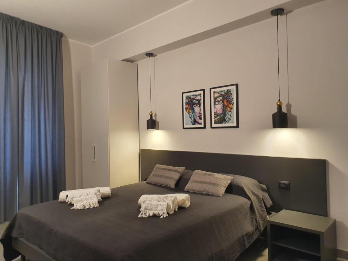 Charme Rooms Siracusa Syrakusa Exteriör bild